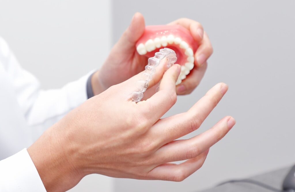 \u9752\u5c71\u8868\u53c2\u9053\u77ef\u6b63\u6b6f\u79d1\u30af\u30ea\u30cb\u30c3\u30af | \u539f\u5bbf\u30fb\u795e\u5bae\u524d\u3067\u30de\u30a6\u30b9\u30d4\u30fc\u30b9\u77ef\u6b63